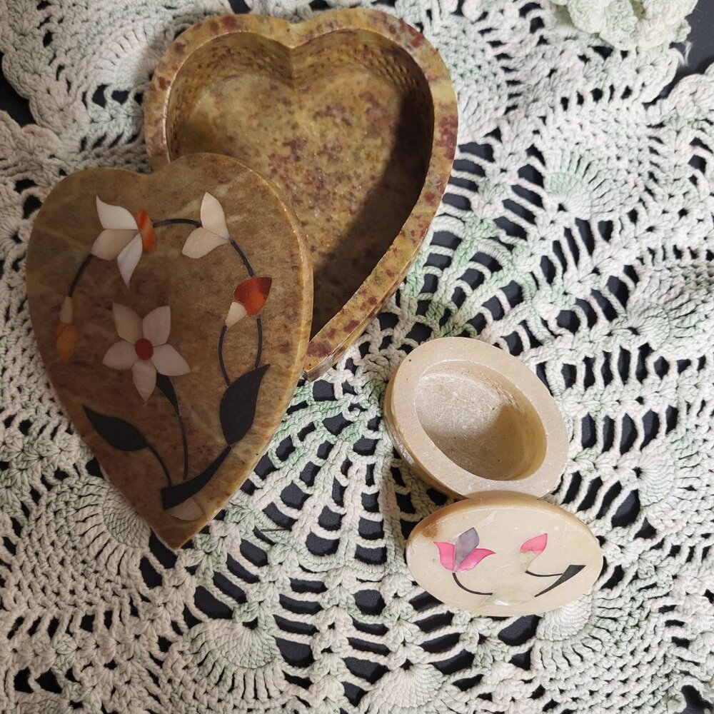 Stone keepsake boxes - Picture 2 of 2
